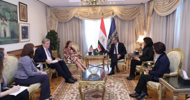 وزير الإتصالات يستقبل سفيرة الولايات المتحدة الأمريكية 1 202401031118491849