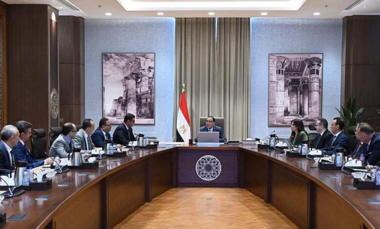 رئيس الوزراء يتابع موقف تسويق الوحدات بمشروعات هيئة المجتمعات العمرانية الجديدة 1 FB IMG 1720356145030