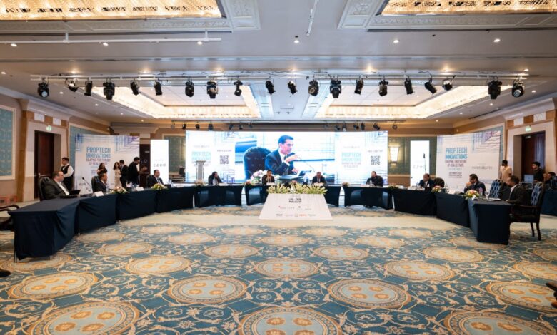 «إنفستجيت» تستضيف رواد صناعة العقارات في مائدتها المستديرة 1 IMG 20240912 WA0079
