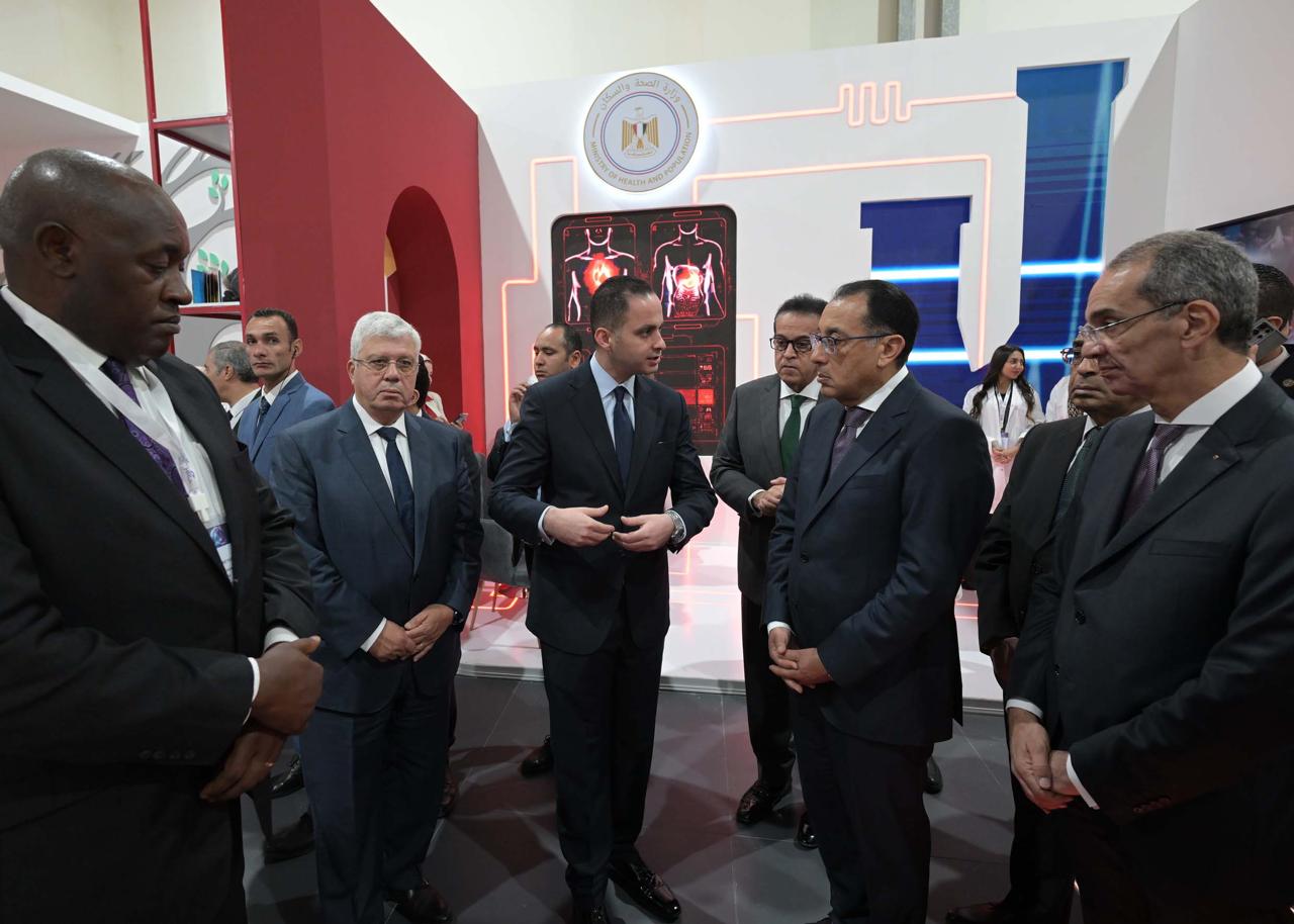 رئيس الوزراء يشهد افتتاح الدورة الـ 28 من معرض ومؤتمر مصر الدولى للتكنولوجيا للشرق الأوسط وأفريقيا Cairo Ict24 5 الدكتور مصطفي مدبولي رئيس الوزراء خلال افتتاح المعرض