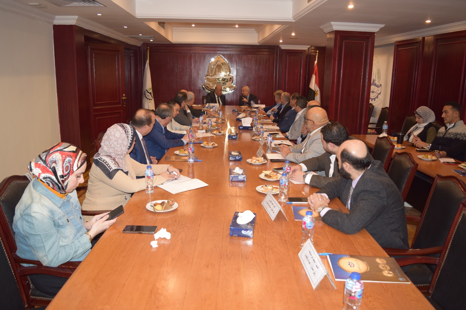 وفد أردني يزور غرفة القاهرة لبحث سبل جديدة لزيادة التعاون التجاري والاستثماري المشترك 3 خلال بحث سبل التعاون المشترك
