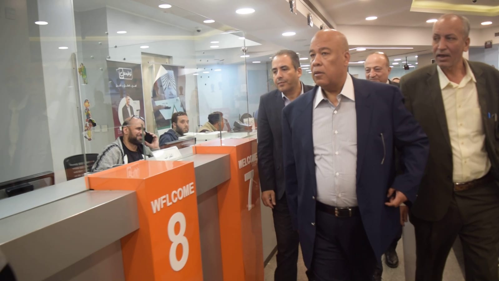 رئيس غرفة القاهرة يهنئ المصريين بحلول عيد الفطر المبارك 2 جولة العشري لتهنئة الموظفين