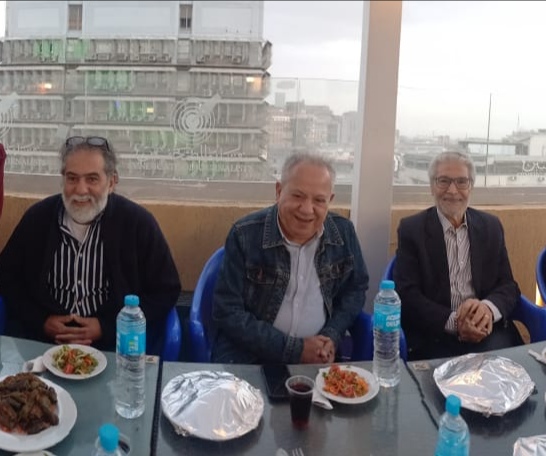 صور. كوكبة من كبار الفنانين بحفل إفطار المشاهير بنقابة الصحفيين 1 الفنان محمد محمود ومحسن محي الدين ومختار سيف خلال الحفل السنوي لجريدة اسرار المشاهير