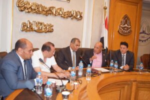 اجتماع موسع لشعبة المخابز مع قيادات تموين القاهرة استعدادًا لتطبيق منظومة «الخصم المباشر» غدا للسبت 2 IMG 20260731 WA0008